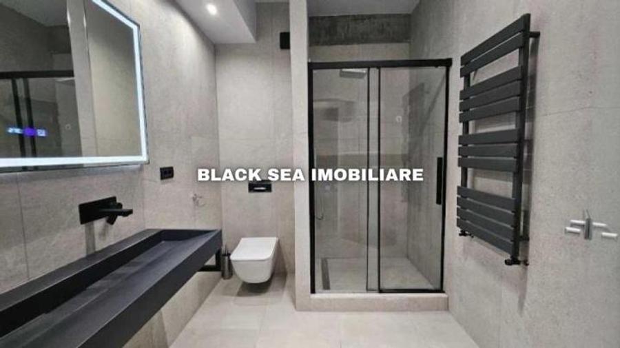 Penthouse 4 camere zona FALEZA NORD - TERMEN LUNG