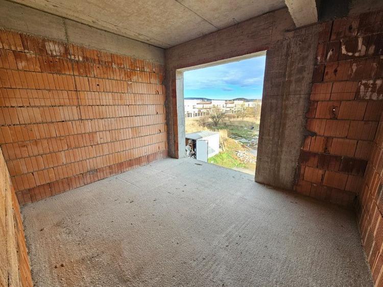 Casa duplex P+E+Etaj Retras, Selimbar, COMISION 0%