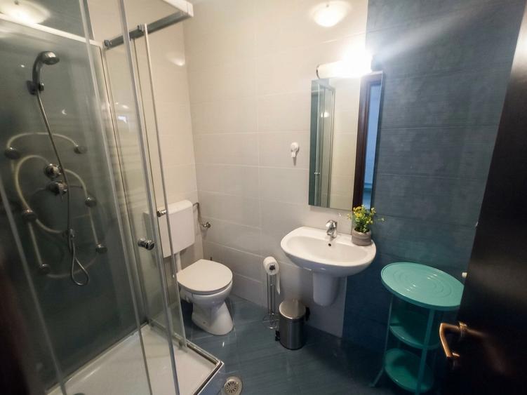 3 camere, Lidl, Erou Iancu Nicolae