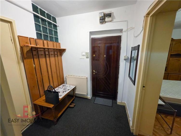 Apartament 3 camere, UMF, Aleea Cornisa, etaj 2, Targu Mures