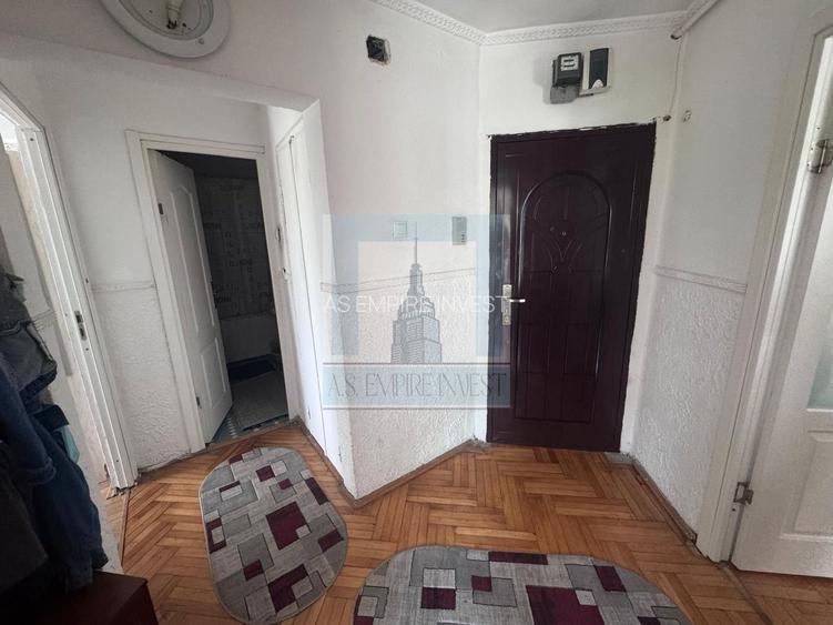 Apartament 2 camere de vânzare – Tractorul, str. Bronzului - 9