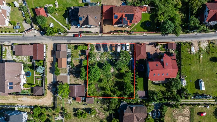Teren intravilan de vânzare – 876 mp, Săcele, Strada Anotimpurilor - 2