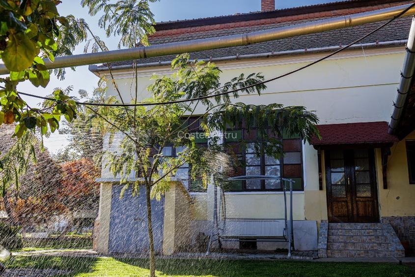 Vînd casă la Comloșu Mare. - 2