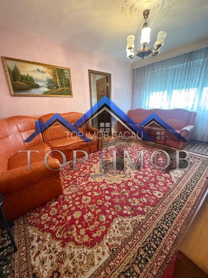 2 camere la etajul 3, centrala, termopan, izolat, zona Milcov