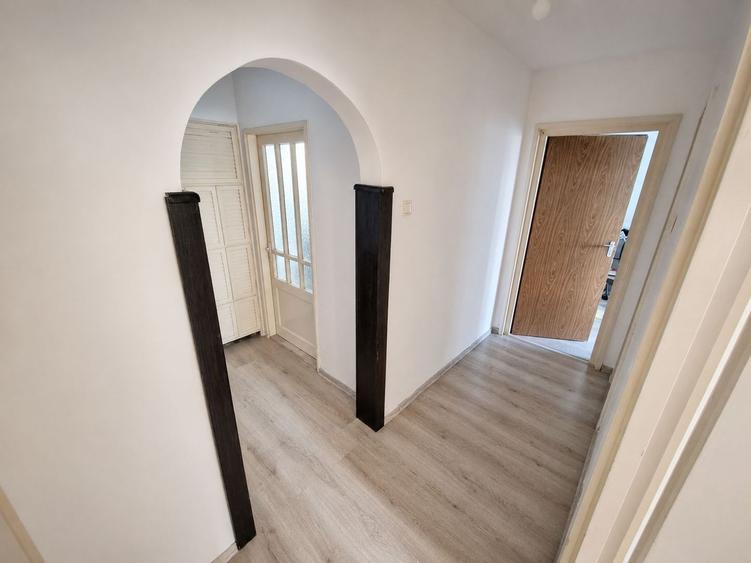 Apartament cu 3 camere | decomandat | zona Primaverii | Manastur