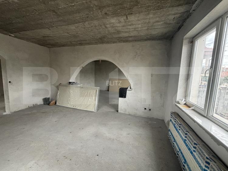 Casă de vânzare, 120 mp utili, teren 780 mp, zona Botizului - 9