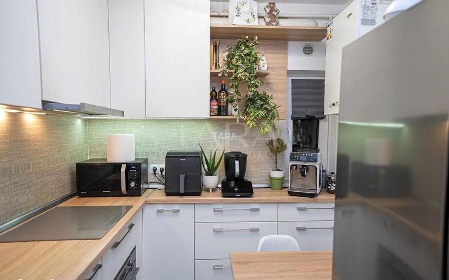 Apartament 4 Camere decomandate. Zona Rivus, inclus 2 Parcari. Clasa A - 2