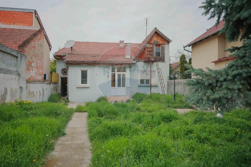 Casă cu teren 360 mp, central, zona Bd. Dacia, Canonicilor, vânzare