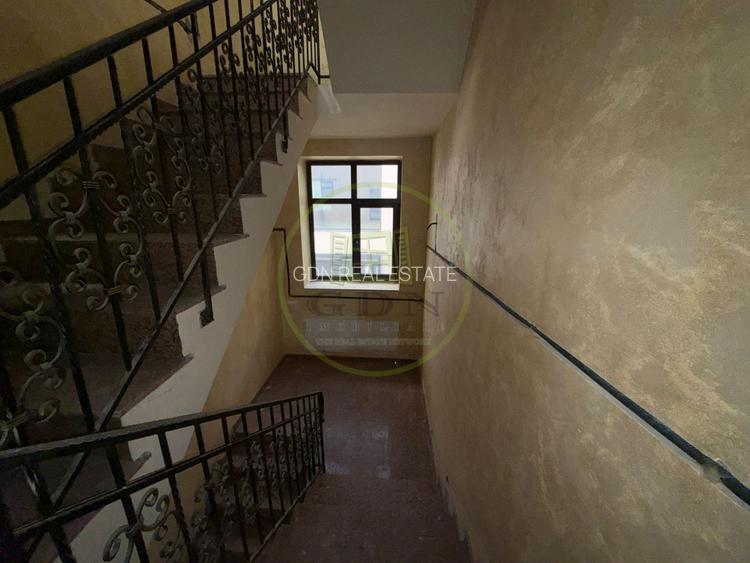 Casa, D+P+M, 435,16 mp, Centru, Zona KM 0 - 14