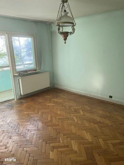Apartament 4 camere, 1 Mai