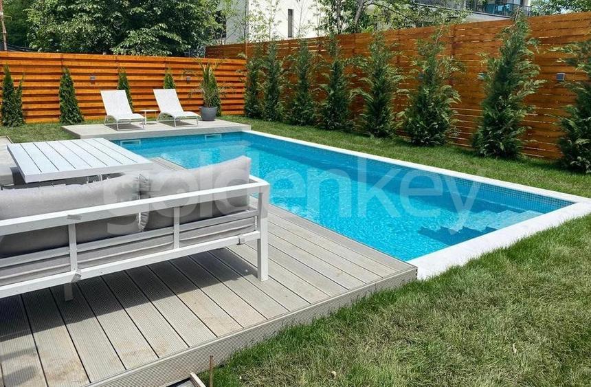 Vile individuale cu 5 camere si piscina