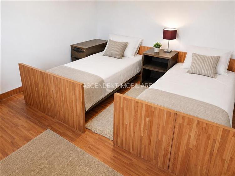Casa si pentru cazare personal, zona parcului industrial Prejmer Brasov - 3