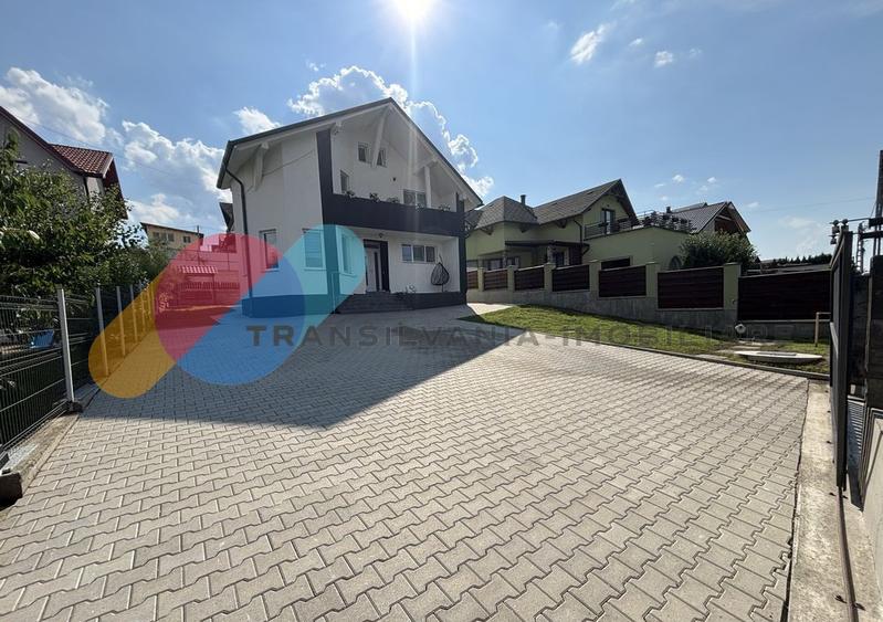 Casă finisata si mobilata, teren 500 mp-Campenesti