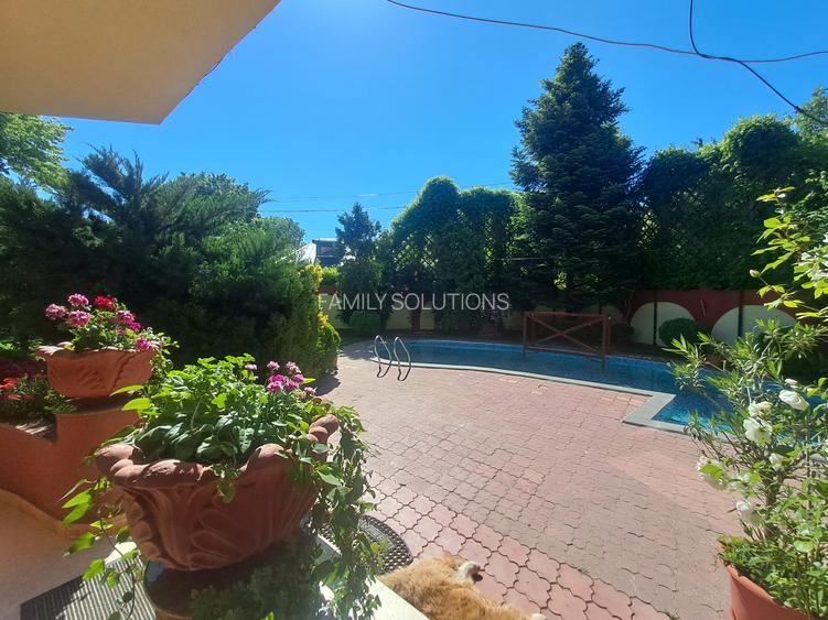 Casa individuala cu piscina. P+1+M. zona foarte buna - 19