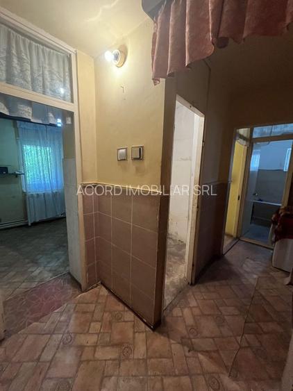 Apartament 2 camere decomandat Inel 2 - 12