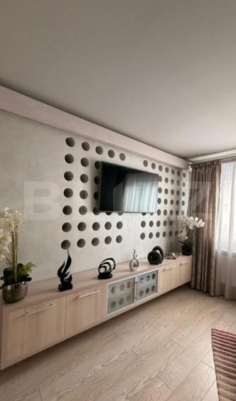 Apartament 5 camere, 98 mp, etaj intermediar, zona George Enescu