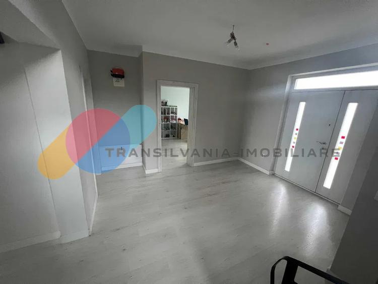 Casă individuală 181 mp utili + 563 mp teren, garaj, Str. Oașului