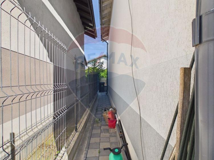 De vanzare ! Casa cu 4 camere,terasa si beci ! Comuna Berceni| Ilfov
