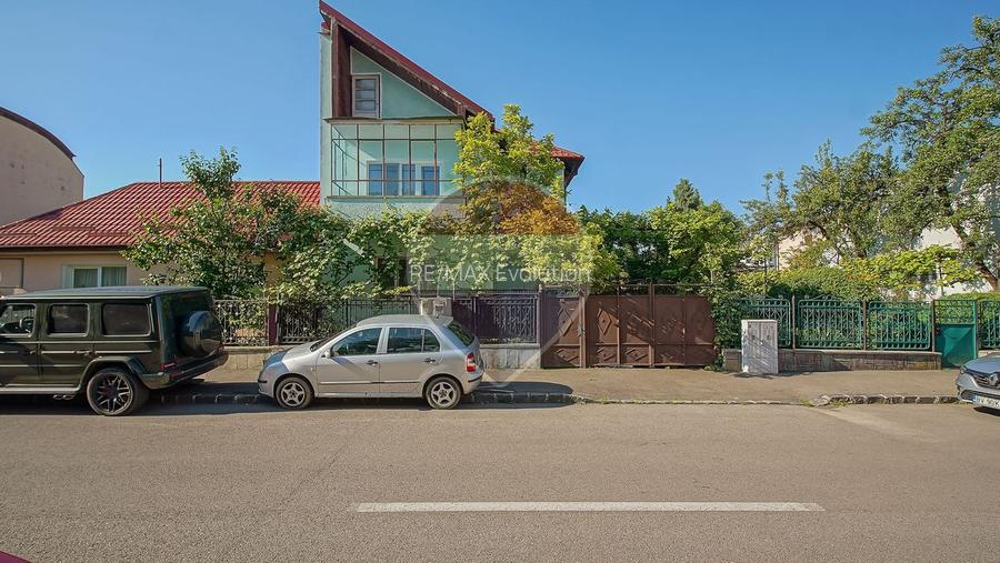 Casa individuala in Brasov | 705 mp teren | Str. Vulcan - 18