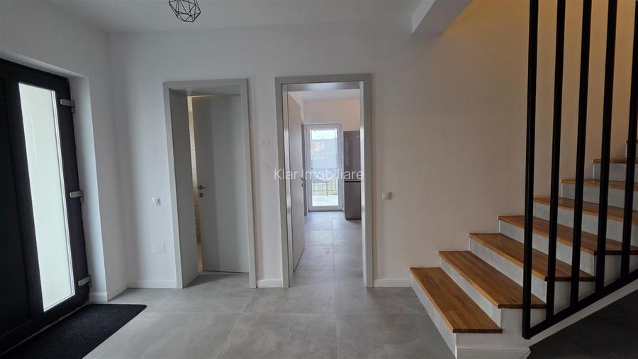 Casa 4 camere 117mpcurte 180mpterasabalconparcareIrisstr. Oasului - 17