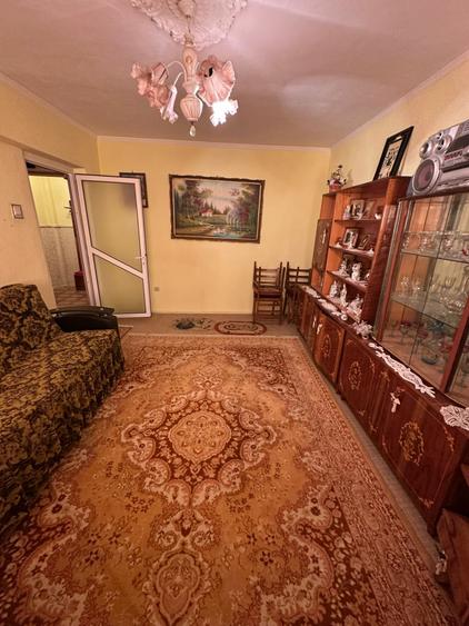 Apartament 57mp, etaj 2, zona Radu Negru, confort 1 decomandat.