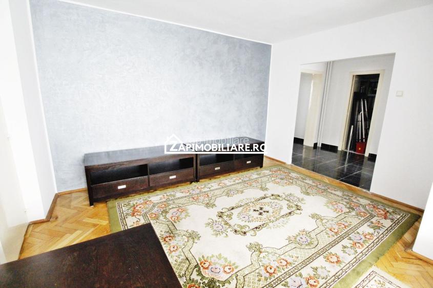 Poli 2 - Zona BT - Ap4 camere - Etaj 2 - - 4