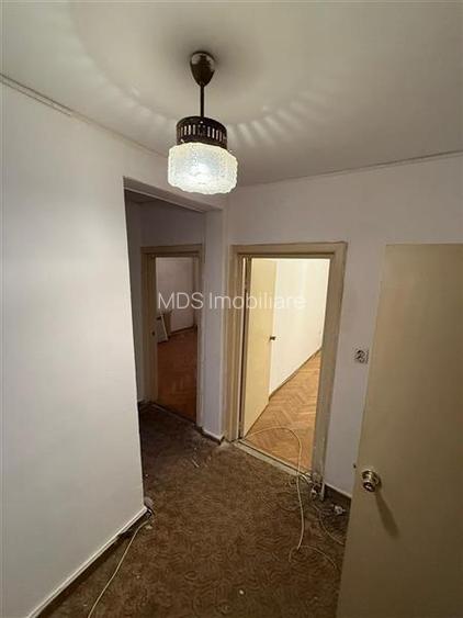 3 camere decomandat, etaj 1 linga sala Olimpia - 8