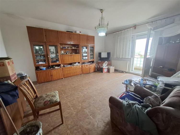 Apartament decomandat 3 camere 2 bai balcon zona Terezian - 8