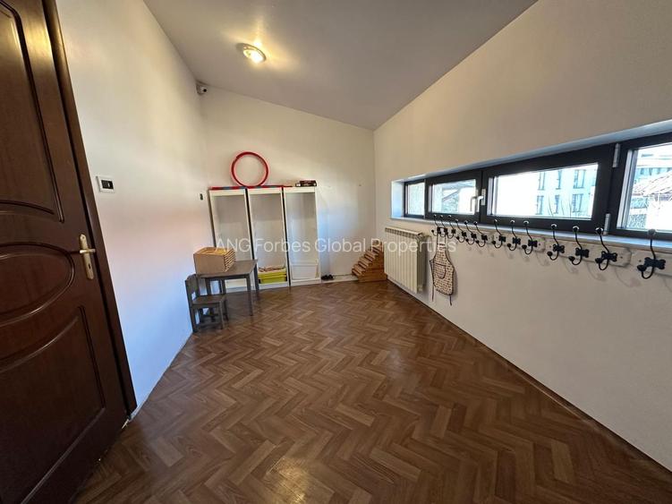 Vilă individuală 17 camere, 850 mp teren | Grădiniță / clinică | Iancu Nicolae - 38