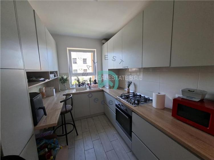 Apartament 3 camere Casa Nobel - Tractorul, 64 mp - Brasov - 12