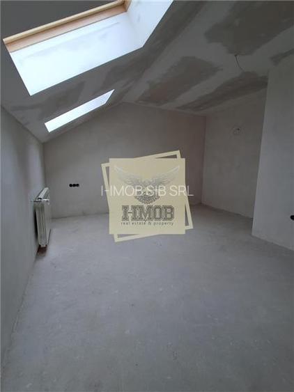 Casa rezidentiala generoasa cu 5 camere 3 bai  dressing  parcare - 11