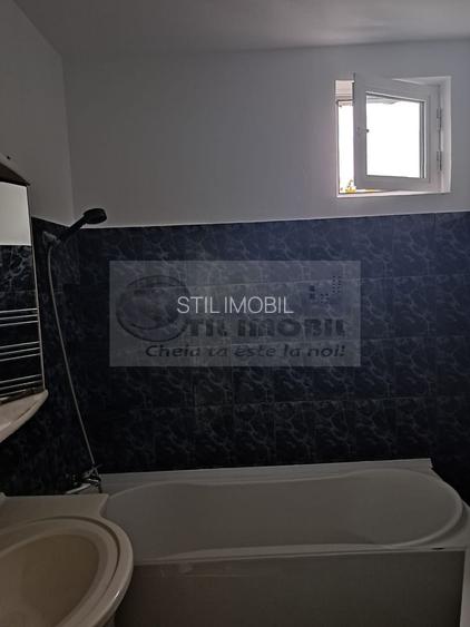 Casa/Vila de inchiriat Sararie - 700 euro - 12