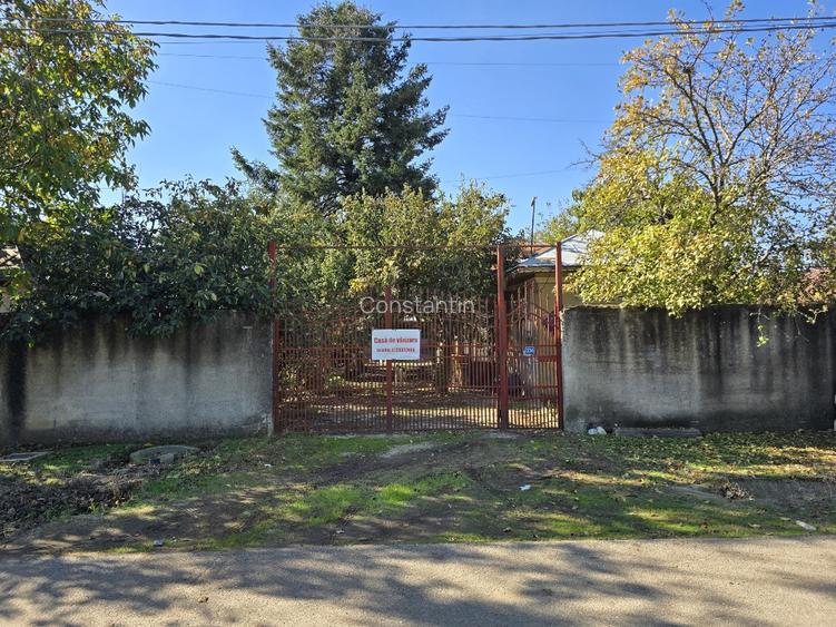 Teren 1300mp cu casa batraneasca - 2