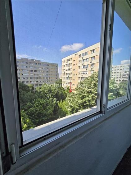 Apartament et.6/10 zona Colentina- Teiul Doamnei - 15