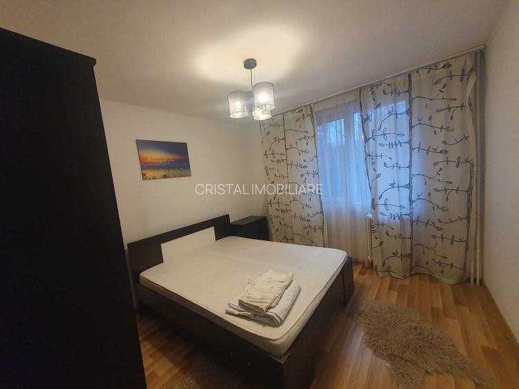 Apartament 3 camere, balcon, mobilat complet, etaj 3, Titan - 2