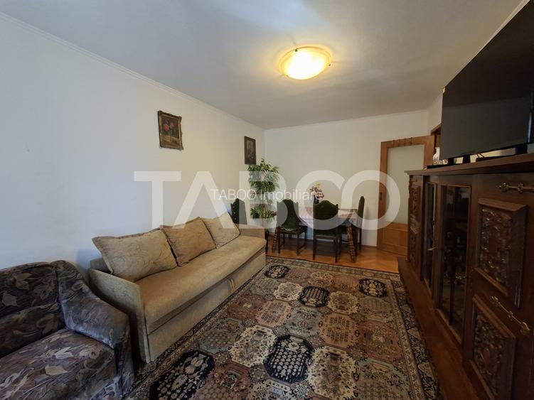 Apartament 3 camere etaj 1 de inchiriat zona Scoala de Inot Sibiu - 2