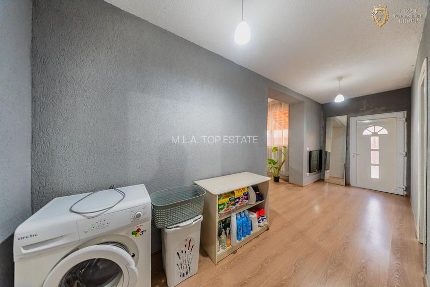 Casa de vanzare 7 camere Santana - 19