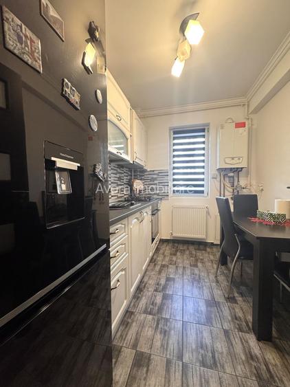 Giroc-Cupidon,  Bucatarie inchisa, Mobilat-Utilat - 5