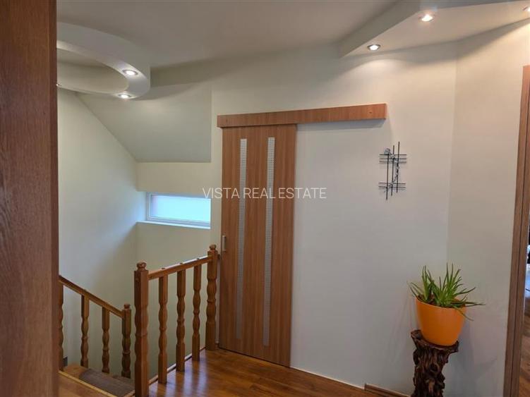 Vila eleganta in zona Bunloc, Sacele, Brasov - 25