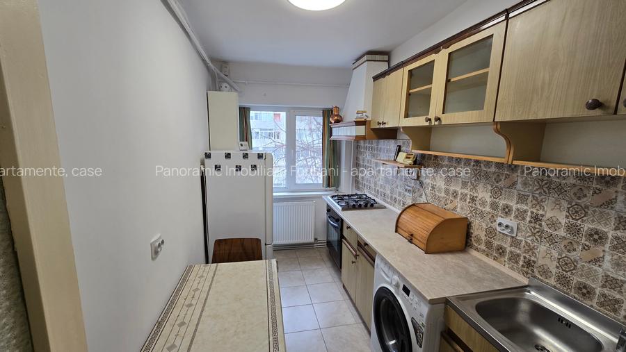 Apartament de vanzare  2 camere, renovat si mobilat complet,  central Focsani - 15