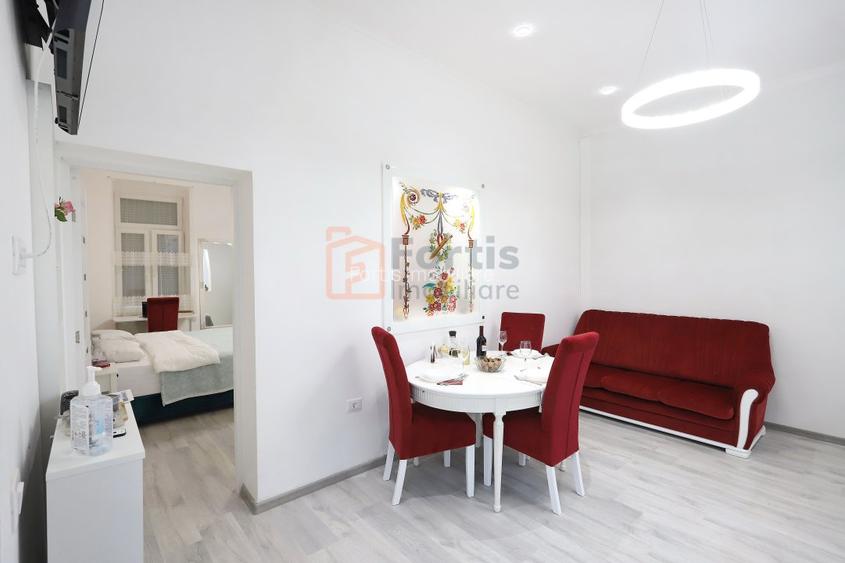 Ansamblu rezidential de vanzare compus din trei apartamente - 3