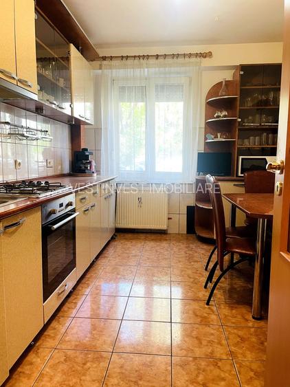 Apartament cu 3 camere DECEBAL - 10