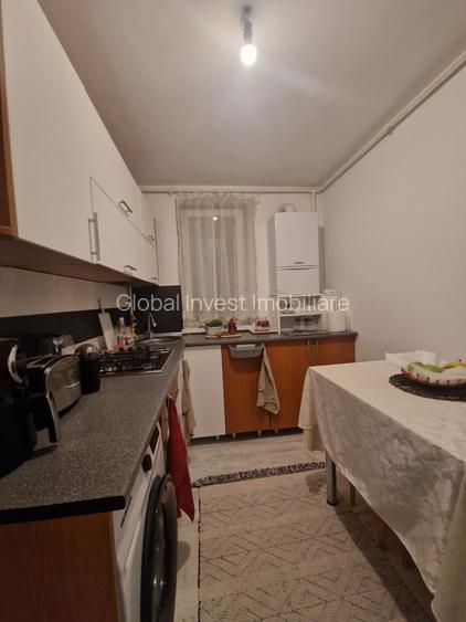 Navodari- 2 camere 50mp, mobilat-utilat, centrala gaze- 63.000euro - 17