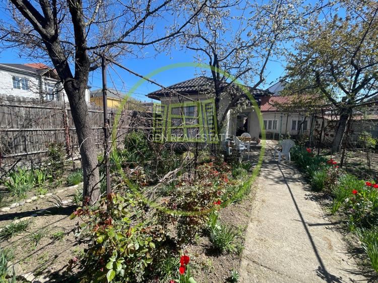 Casa parter bilaterala cu teren de 401mp si toate utilitatile in Catargiu - 2