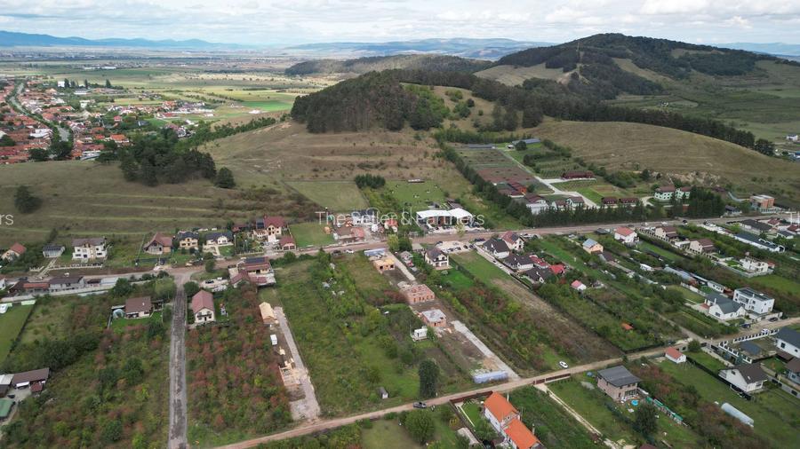 Teren intravilan - 12