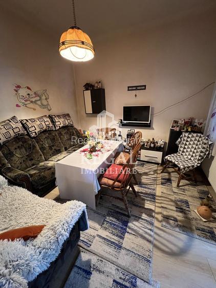 Casă spațioasă pe strada Carpați – zona Ceangăi - 9