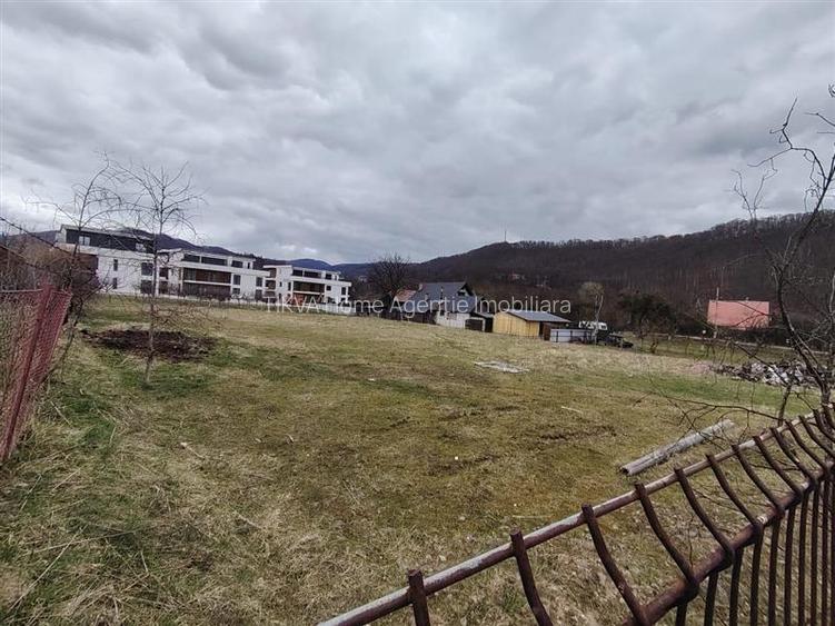 Teren intravilan in Sovata (str. Turturelelor) - 2