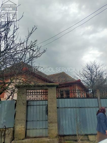 Casa de vanzare in localitatea Burzuc - 3