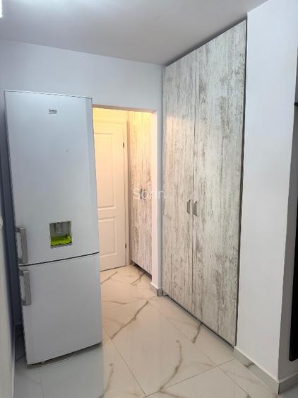 Militari Piata Gorjului proprietar inchiriez ap 2 camere decomandat , ronovat pr - 11