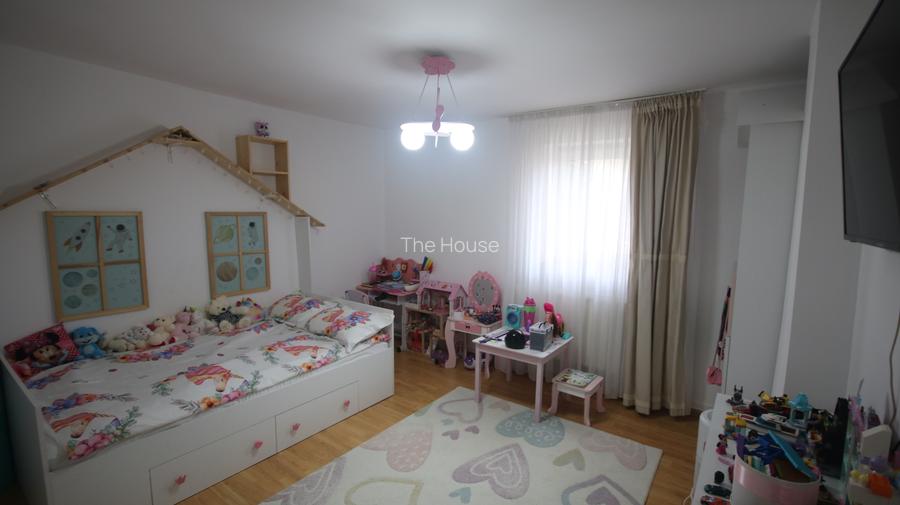 Vanzare casa foarte solida,renovata impecabil.Zona Freidorf. - 11